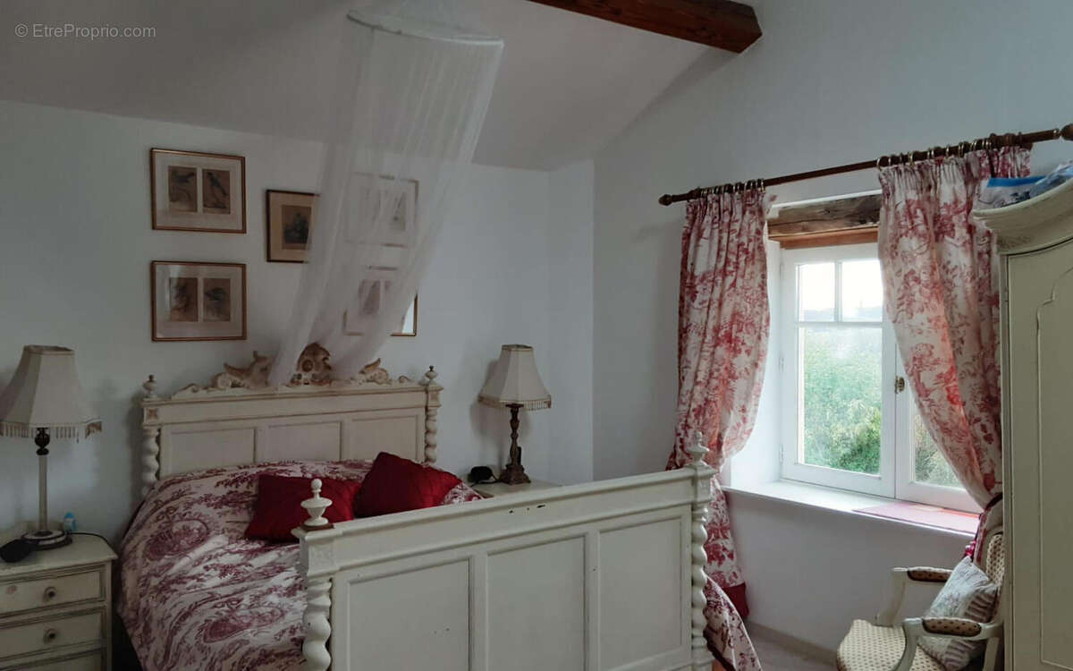 ch - Maison à SAINT-PRIVAT-DES-PRES