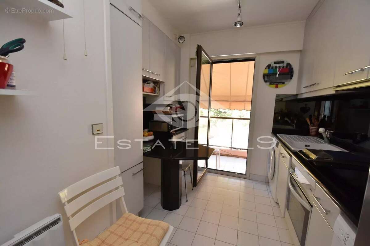 Appartement à LE CANNET