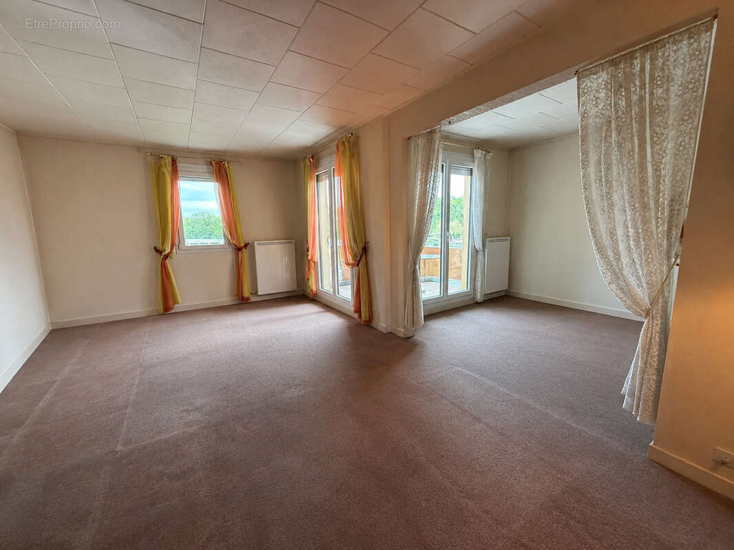 Appartement à CHARLEVILLE-MEZIERES