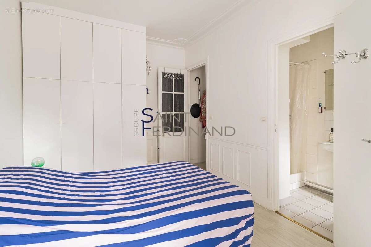 Appartement à LEVALLOIS-PERRET