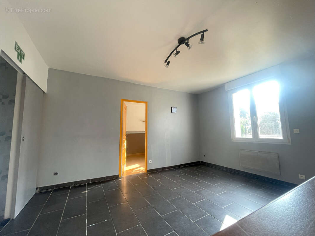 Maison à ECOUST-SAINT-MEIN