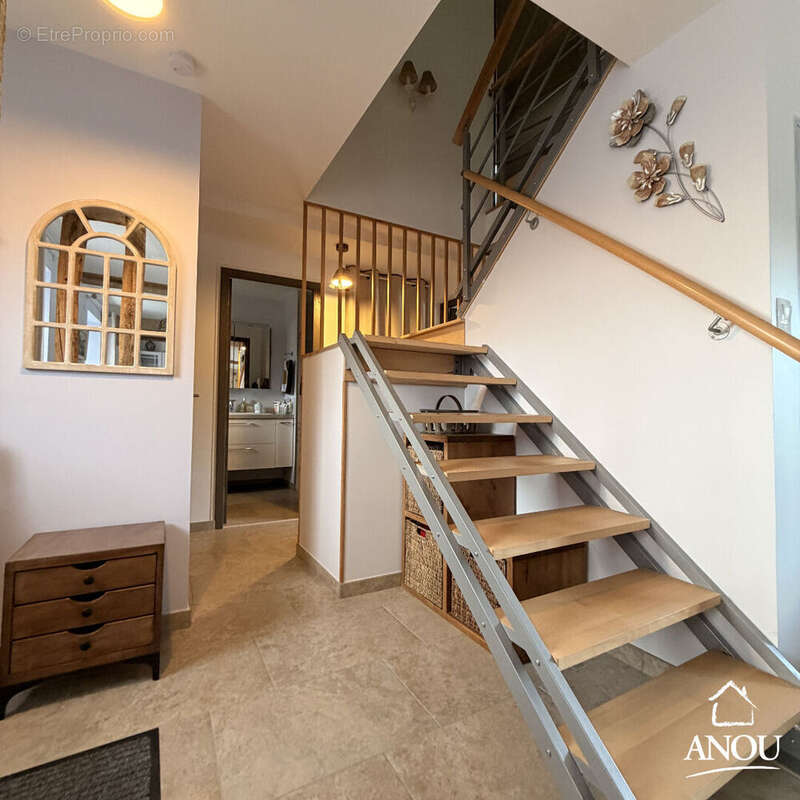 Maison à SAINT-DENIS-LES-PONTS