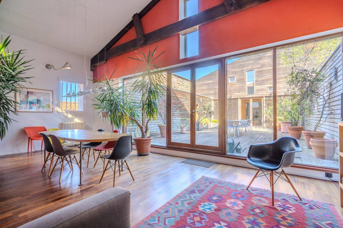 Appartement à BORDEAUX