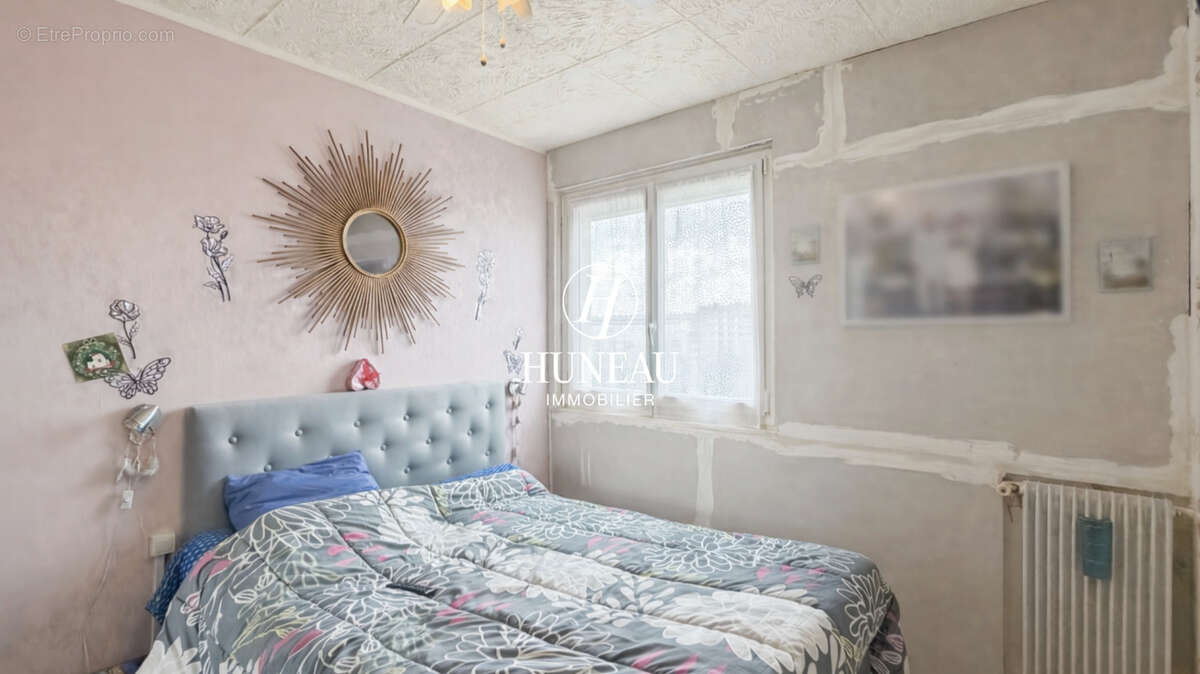 Appartement à VILLENEUVE-LA-GARENNE