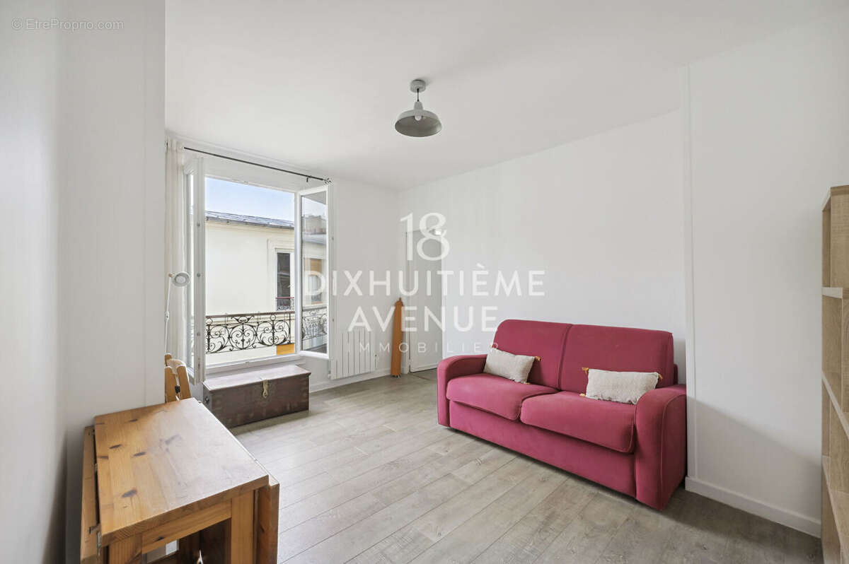 Appartement à PARIS-18E