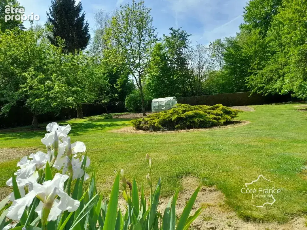 A proximité de tous commerces, lot de 3 maisons avec piscine - photo 4