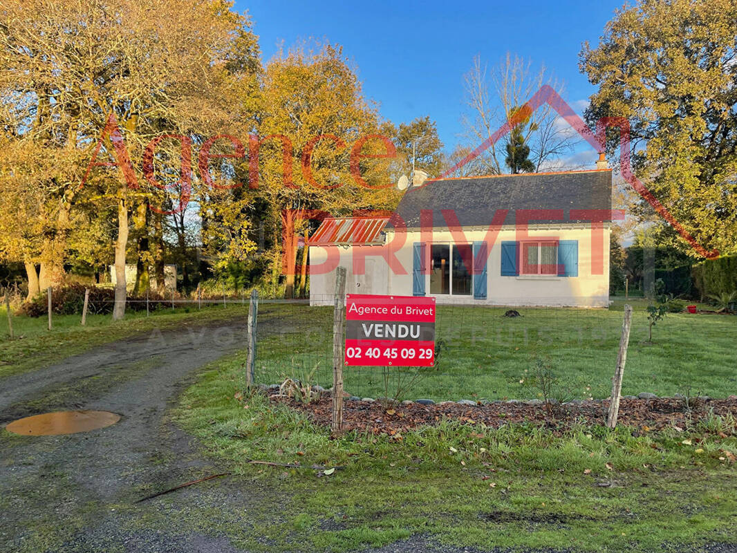 Maison à LA CHAPELLE-DES-MARAIS