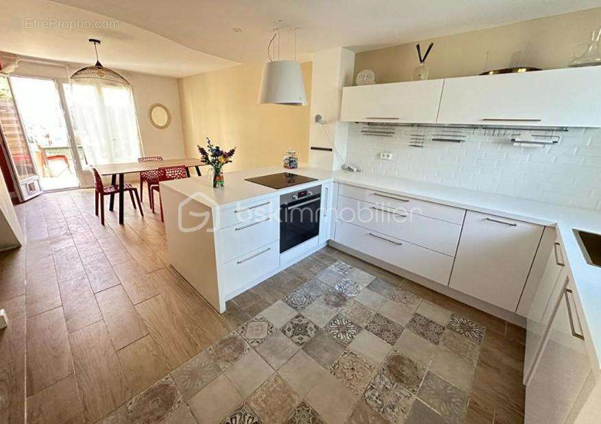 Maison à SALON-DE-PROVENCE