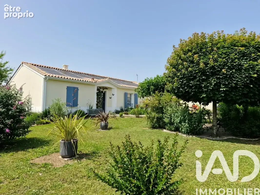 Photo 1 - Maison à LAMOTHE-MONTRAVEL