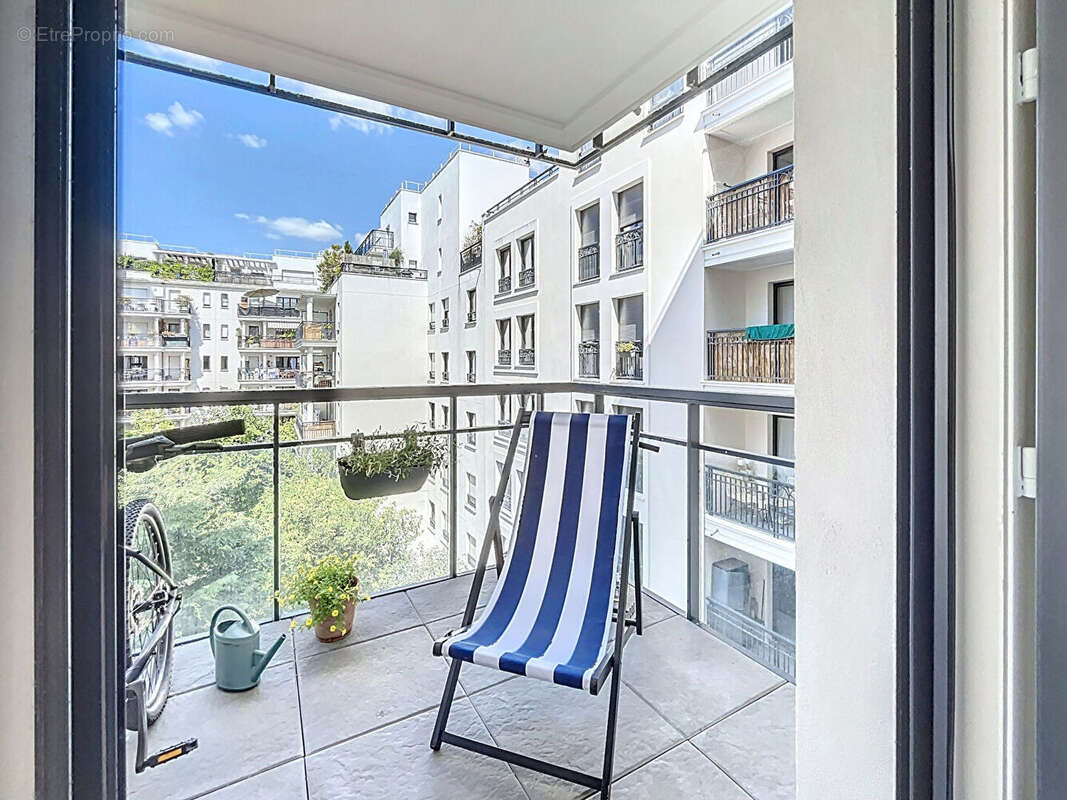 Appartement à SURESNES