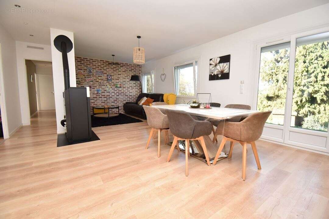 Maison à LEWARDE