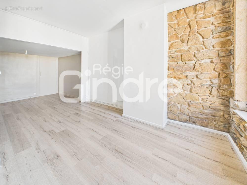 Appartement à LYON-4E