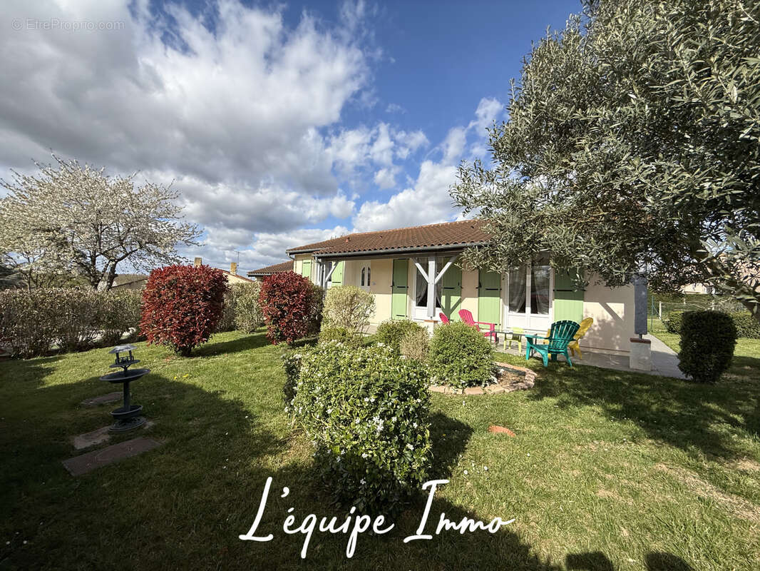 Maison à LOMBEZ
