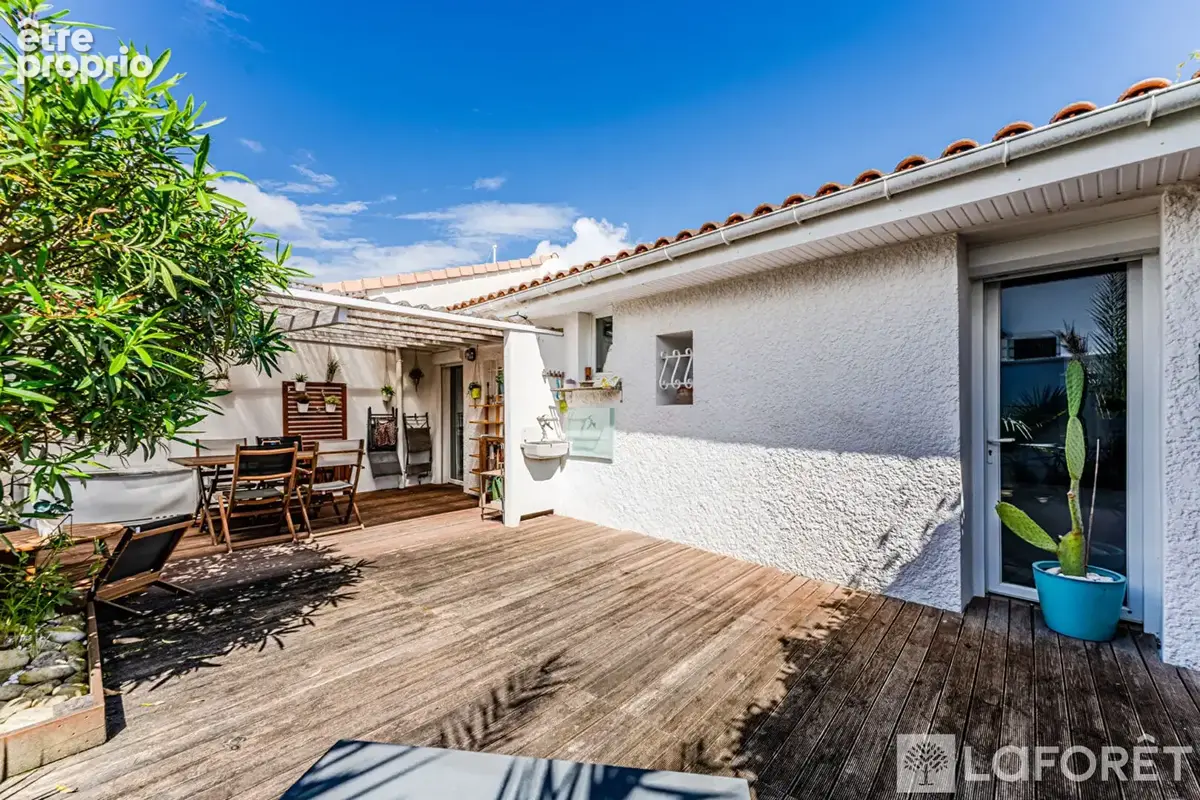 Appartement type maison de ville T3 rénové avec terrasse sans vis-à-vis - Gujan-Mestras, Bassin d'Arcachon - photo 12