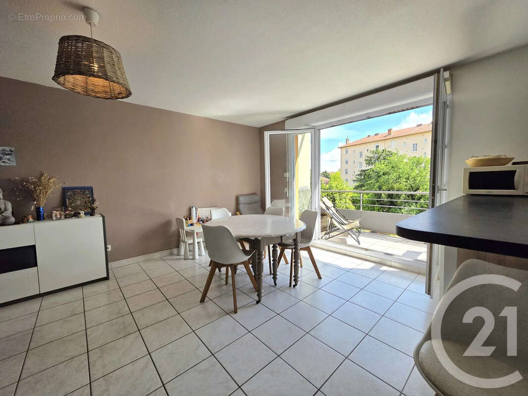 Appartement à VILLEURBANNE