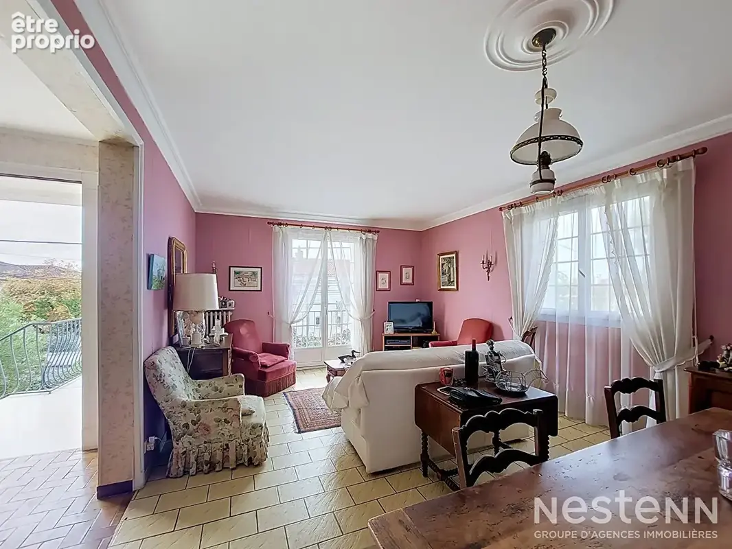 A Vendre Maison de 97 m² avec sous-sol complet et jardin paysagé à Condom - photo 6