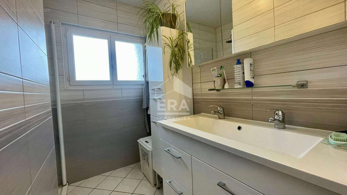 Maison à MORIGNY-CHAMPIGNY