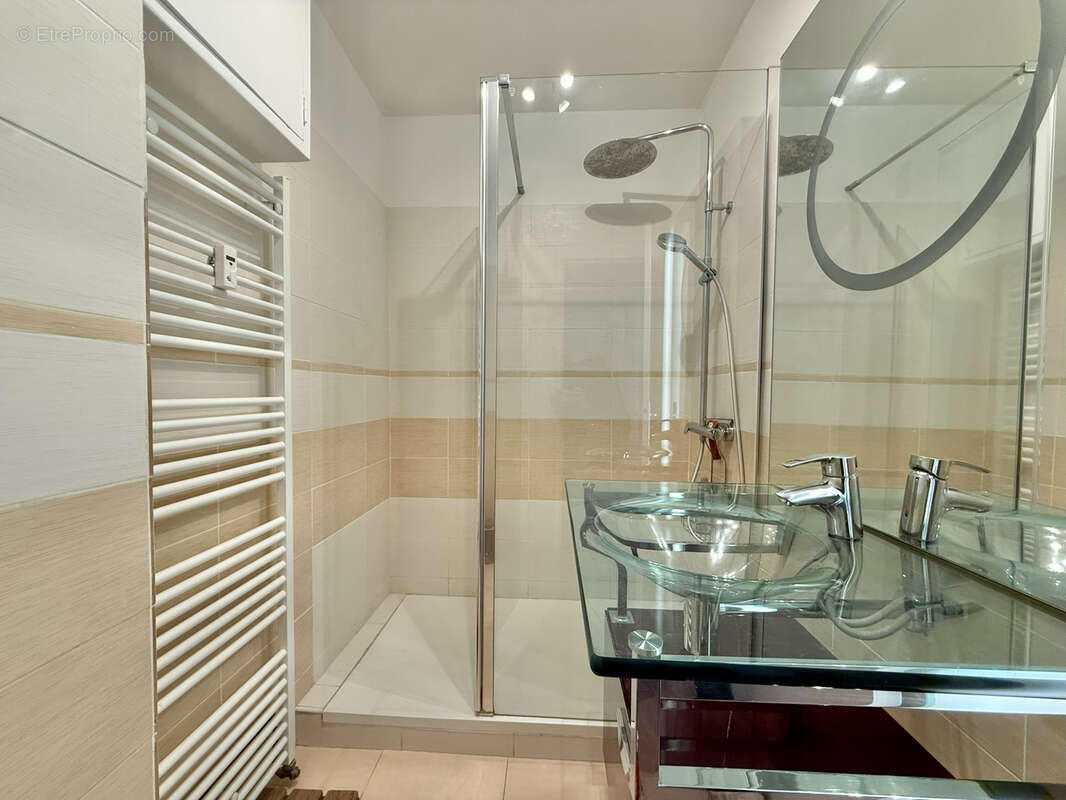 Appartement à HYERES