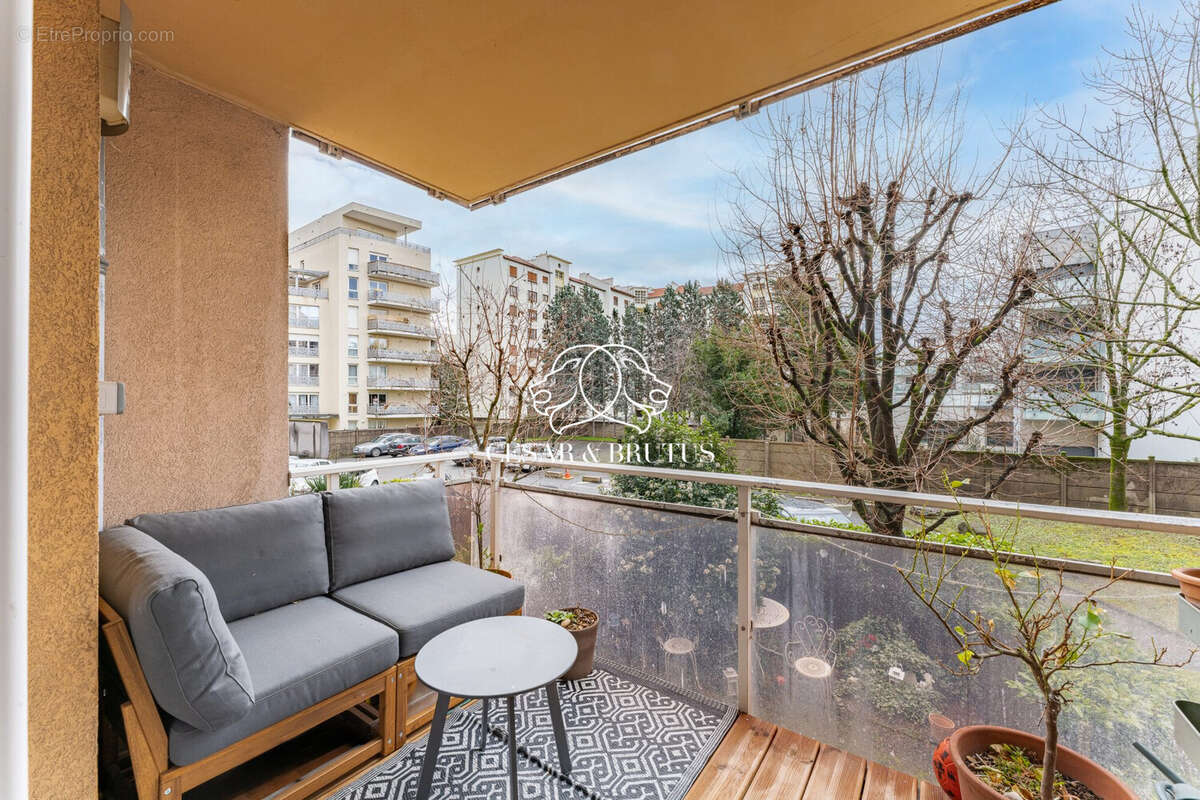 Appartement à LYON-8E
