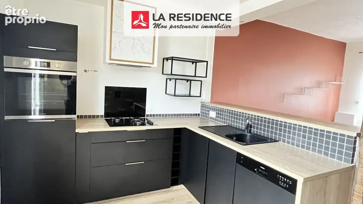 Maison 72 m² à Deville-Les-Rouen  - photo 2