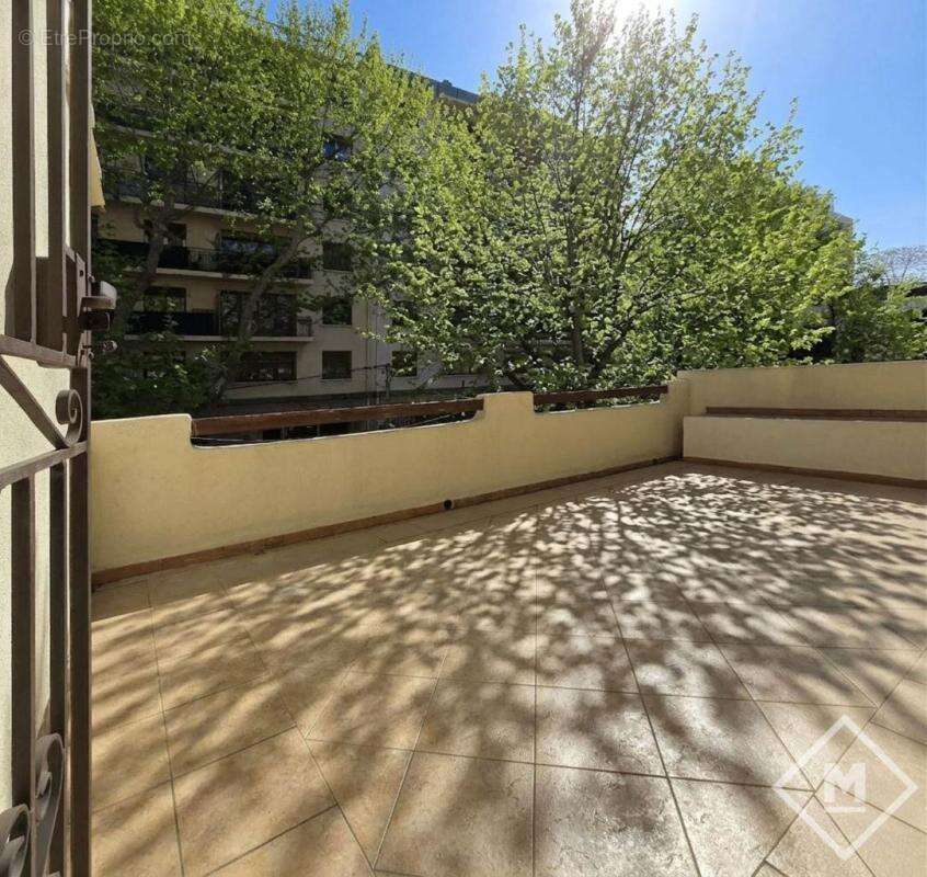 Maison à MARSEILLE-5E