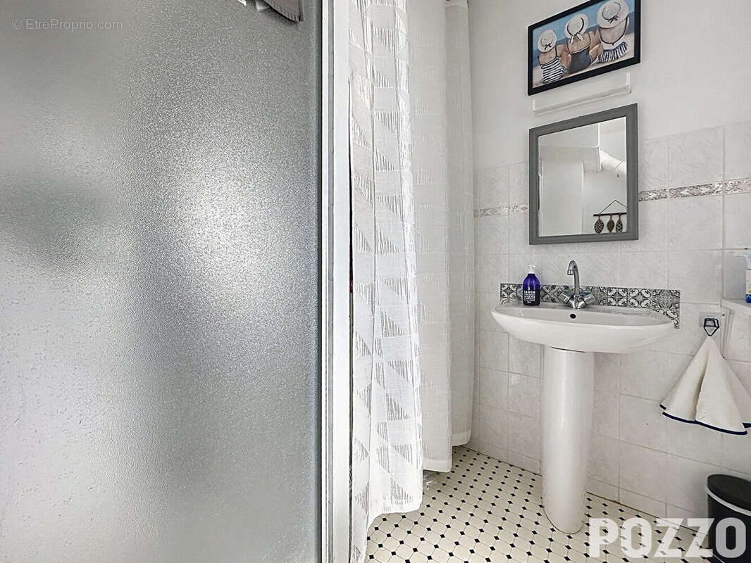 A Vendre - Donville Les Bains - Appartement  2 pièces de 40 m² - photo 12