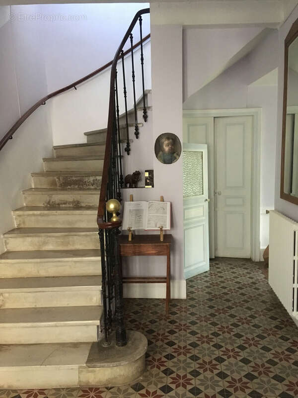 Maison de cachet de 367m2 sur un niveau avec un terrain de 800m2 - PLAISSAN - PEZENAS - photo 7