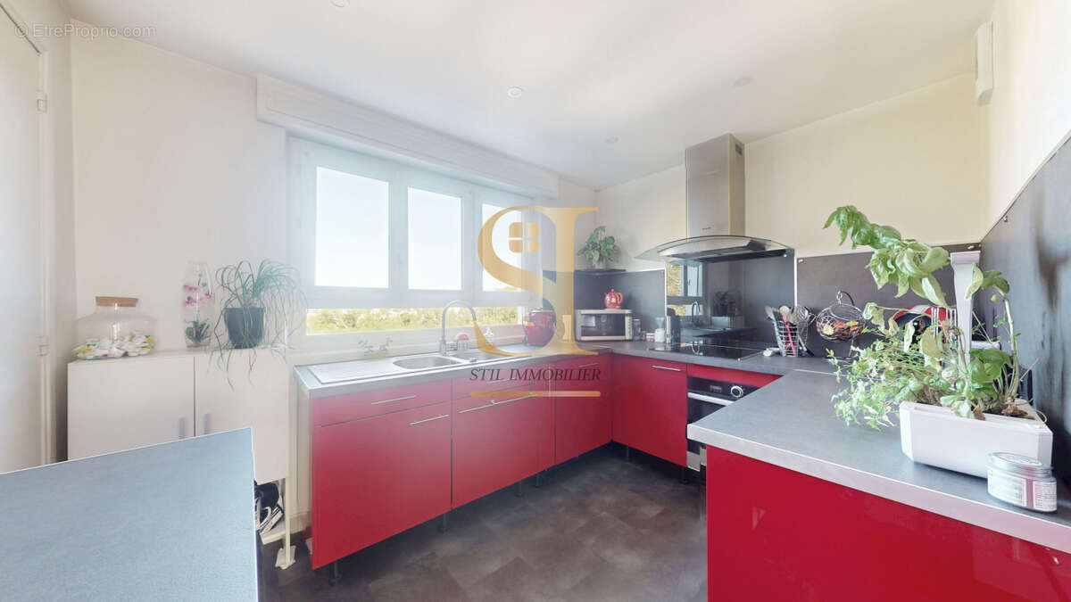 Appartement à CHILLY-MAZARIN