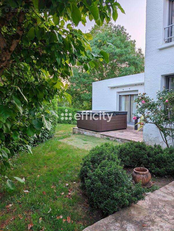 Maison 171 m² à Port-Saint-Pere  - photo 23
