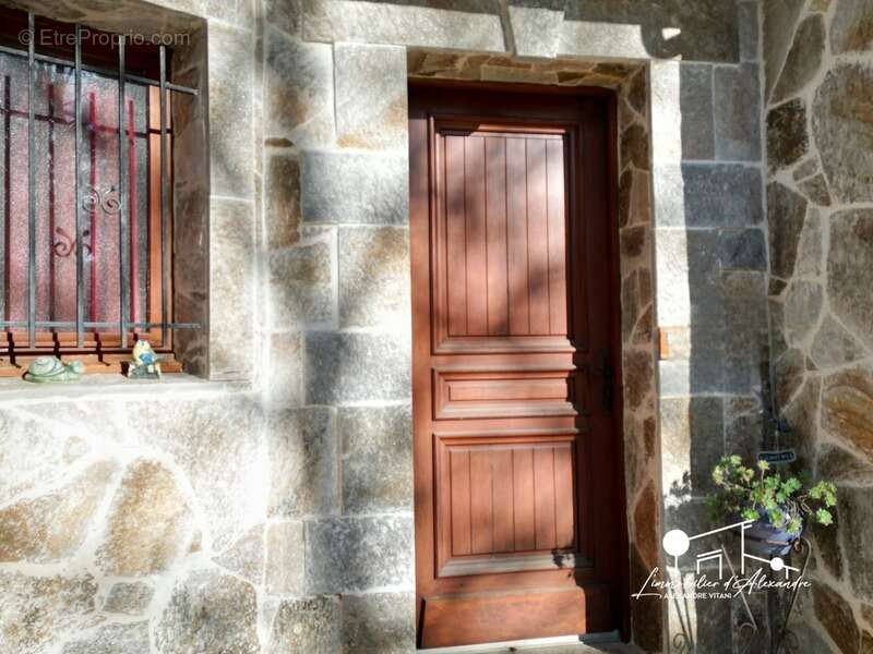 Maison à LES MARTYS