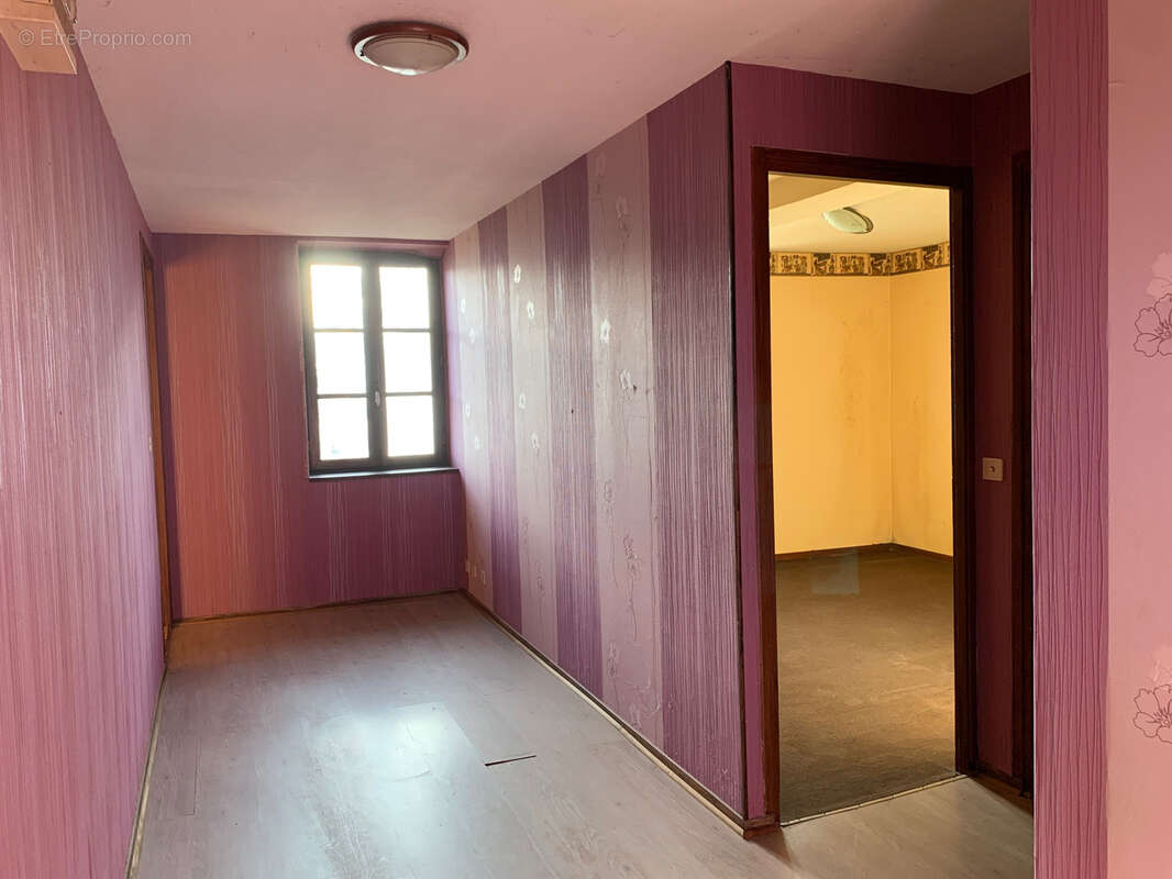 Maison à DOLOMIEU