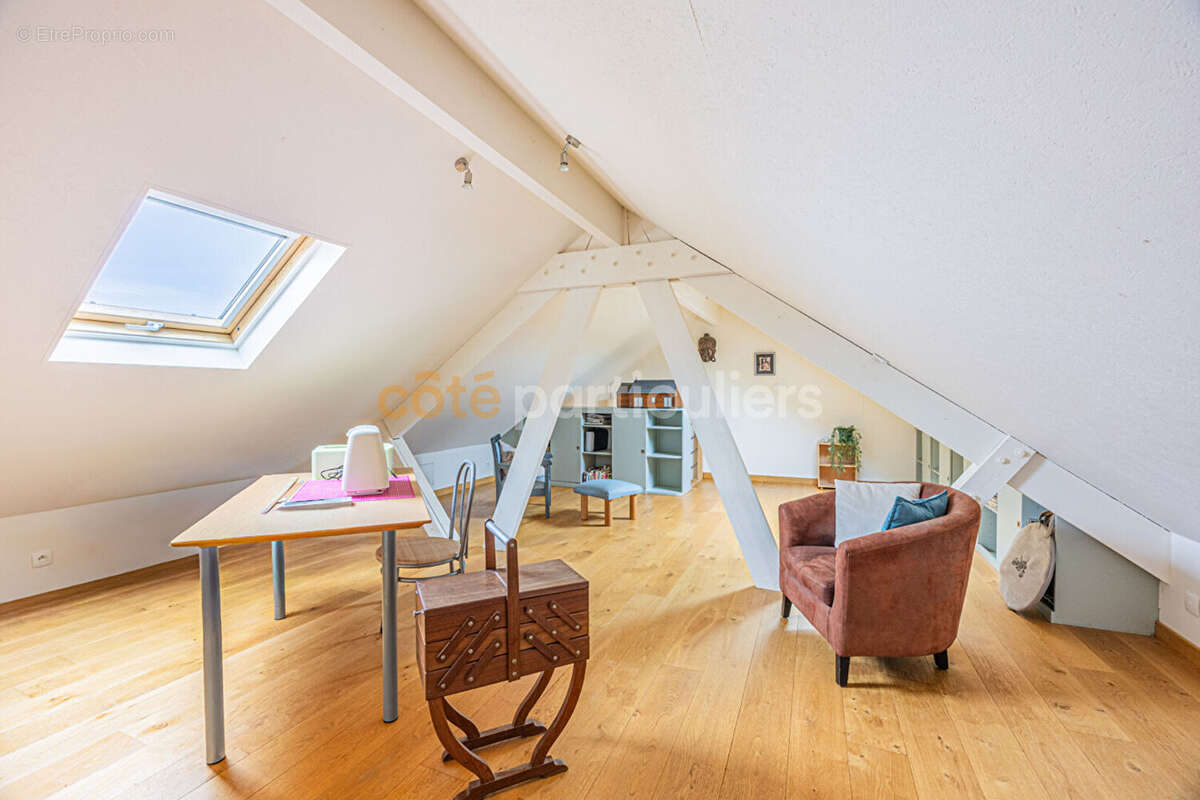 Maison à SAINT-HERBLON