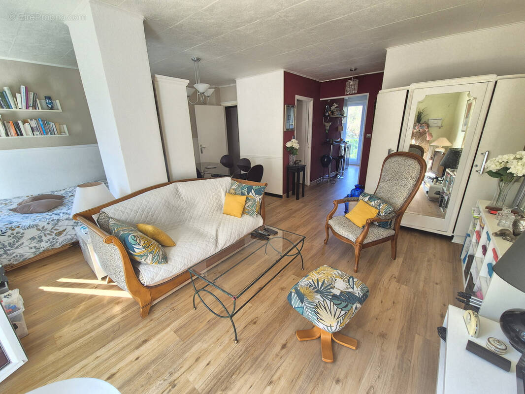 Appartement à HYERES