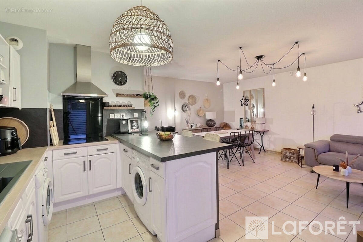 Appartement à HYERES