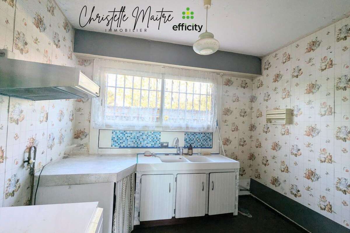 Maison à SAINT-MARTIN-DE-CRAU