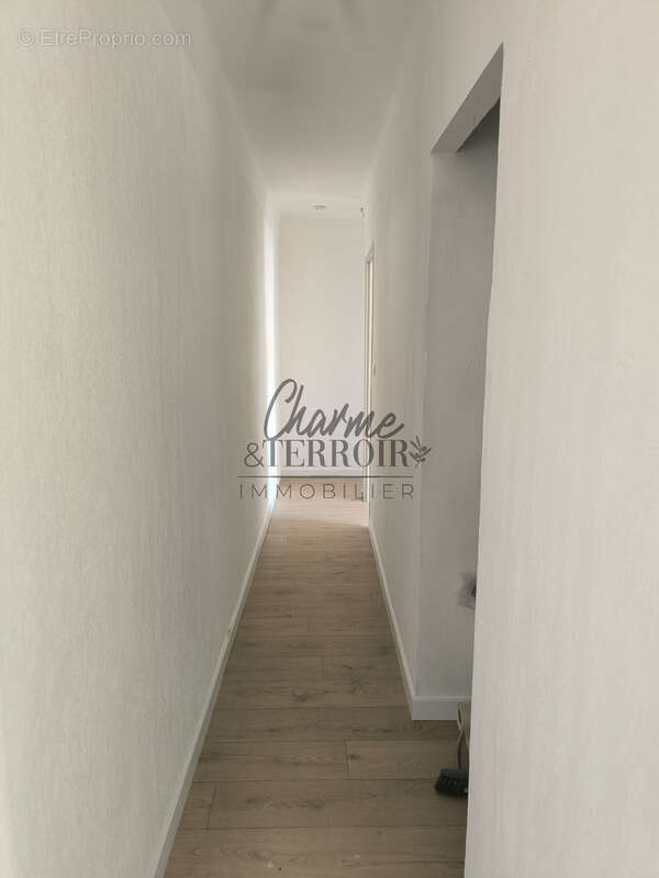 Appartement à UZES