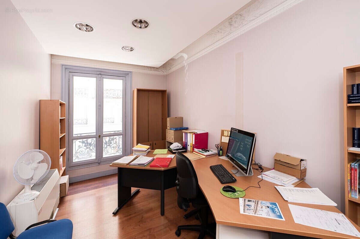 Appartement à PARIS-6E