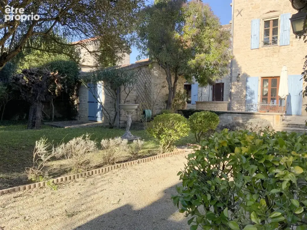 Belle maison de village en pierre avec jardin. - photo 4