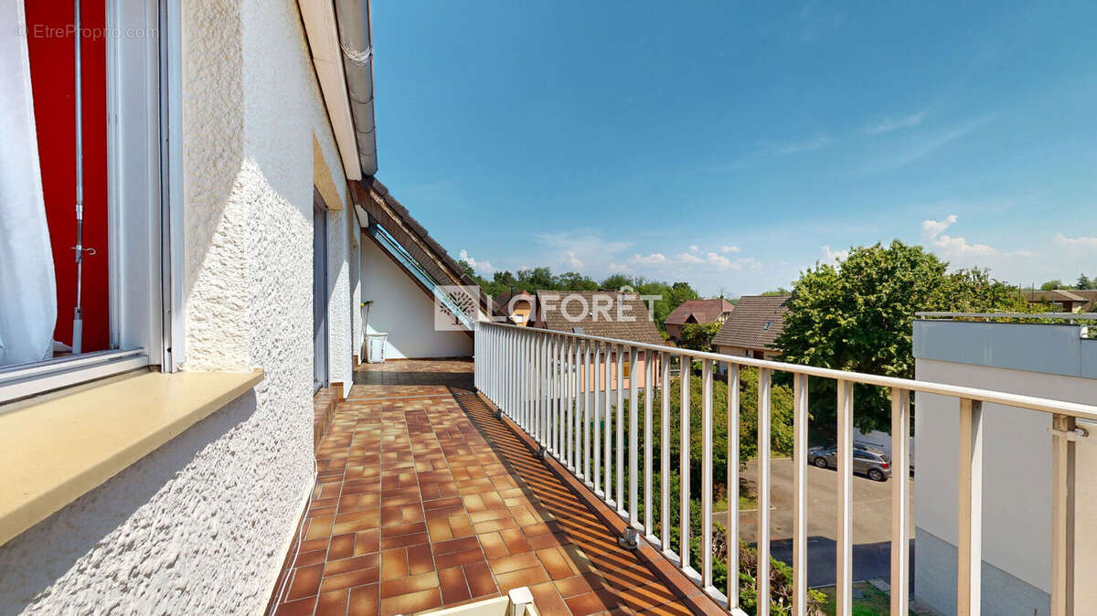 Appartement Ostwald 3 pièces dernier étage / terrasse /cave / ascenseur / ACCES PMR - photo 9
