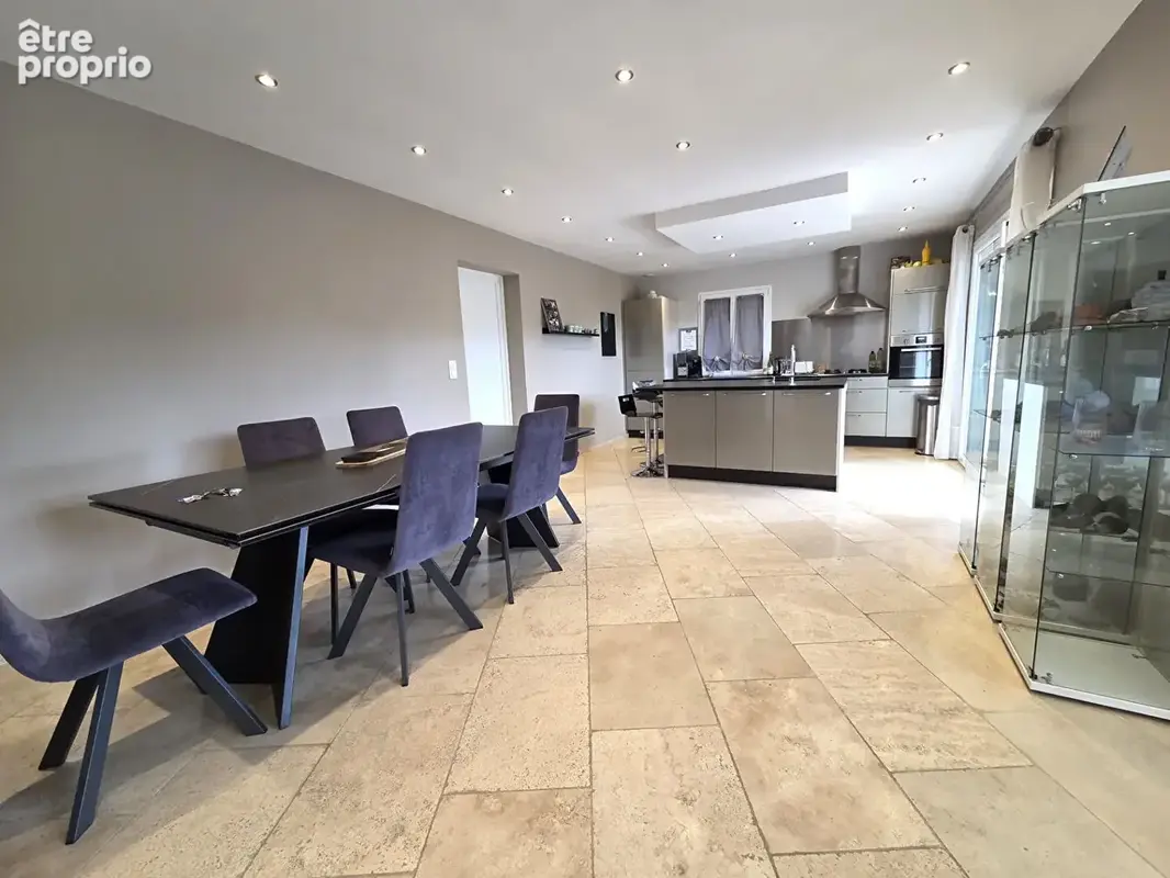 Villa 5 pièces avec piscine de 136 m2 - photo 8