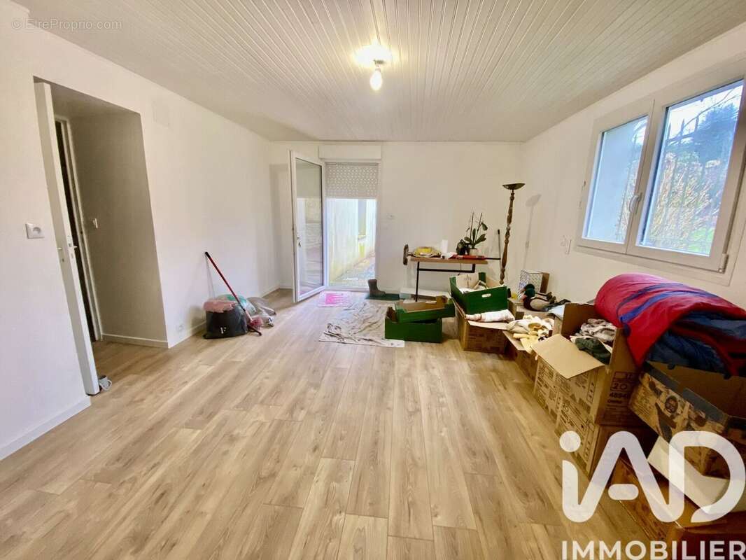 Maison 147 m² à Cruguel  - photo 6