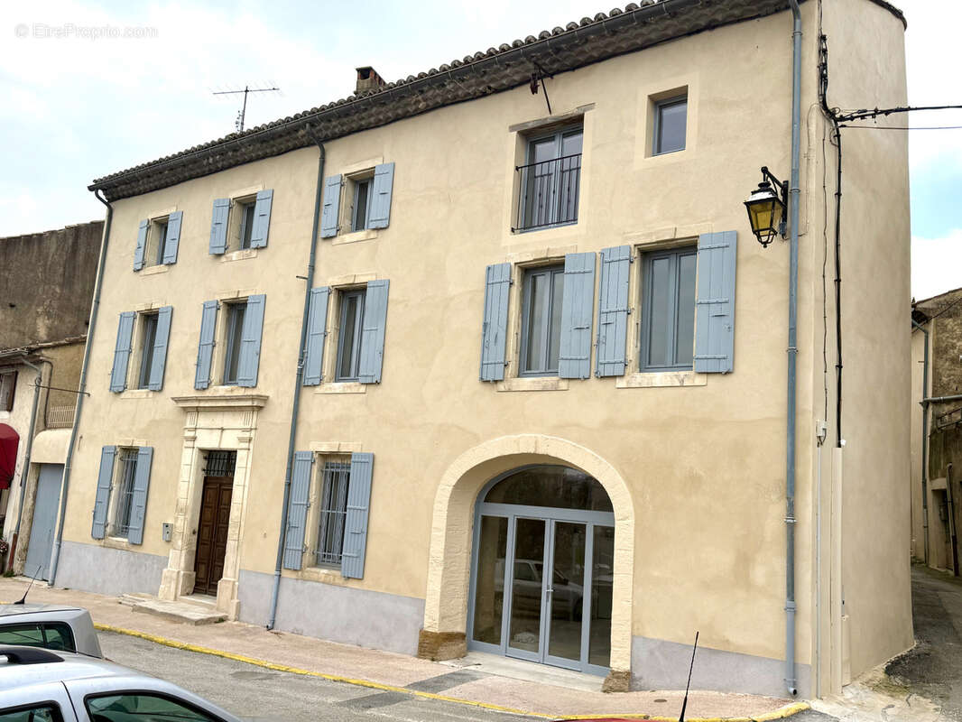 Appartement à SUZE-LA-ROUSSE