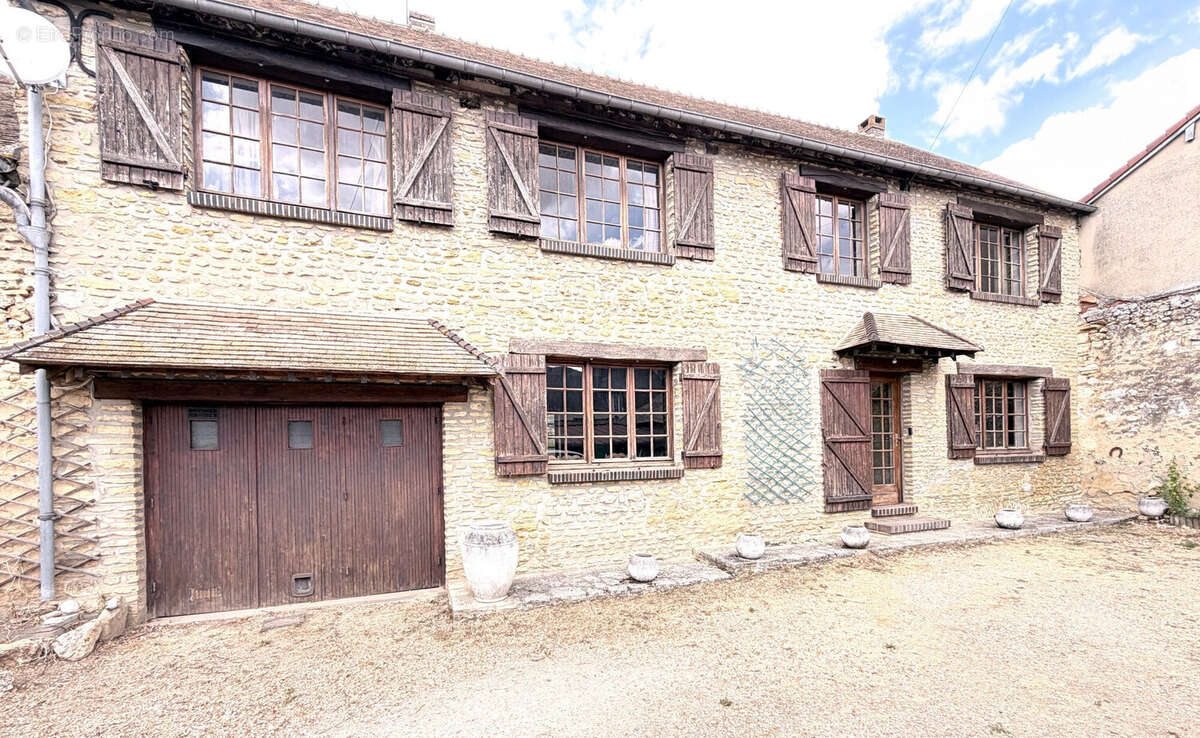 Maison à PACY-SUR-EURE