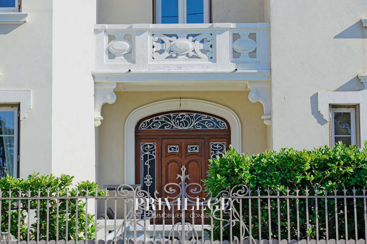 Maison à CALUIRE-ET-CUIRE