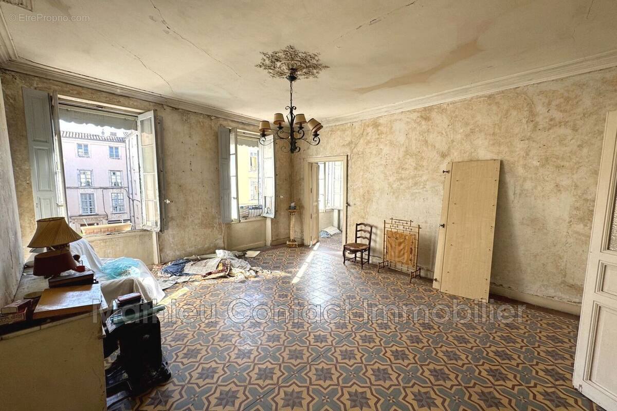 Appartement à NIMES