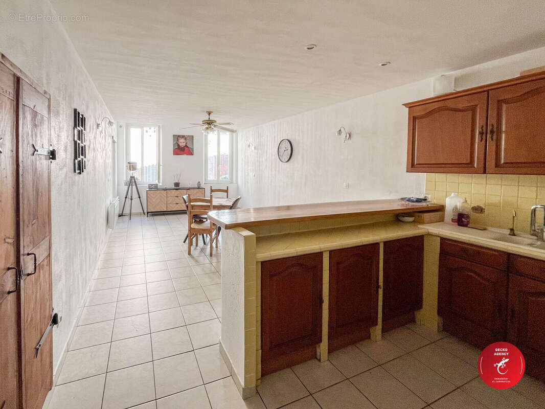 Appartement à FIGANIERES