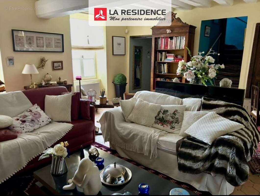 Maison à MONTAINVILLE