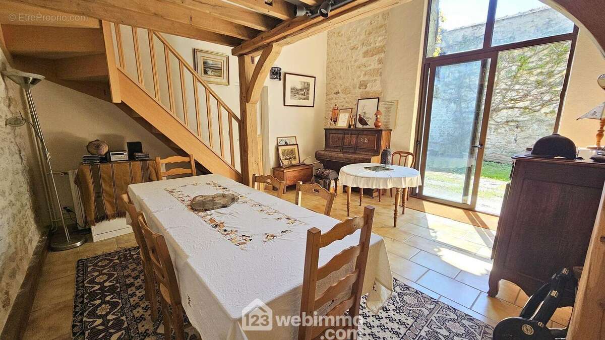 Maison 120 m² à Larchant  - photo 7