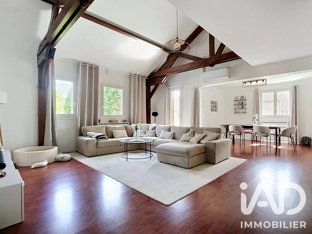 Photo 1 - Appartement à PONTAULT-COMBAULT