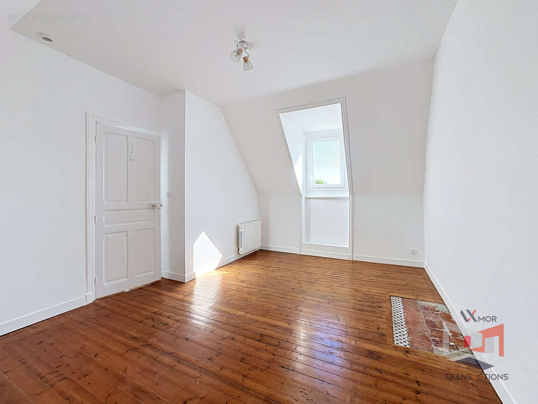 PERROS-GUIREC Centre-ville : maison en pierre rénovée - photo 5
